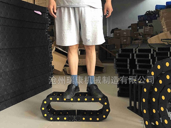 橋式尼龍塑料拖鏈